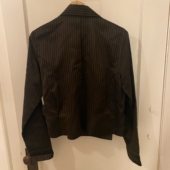 Vintage Brian Bailey cross tie collard top. - Picture 4 of 4